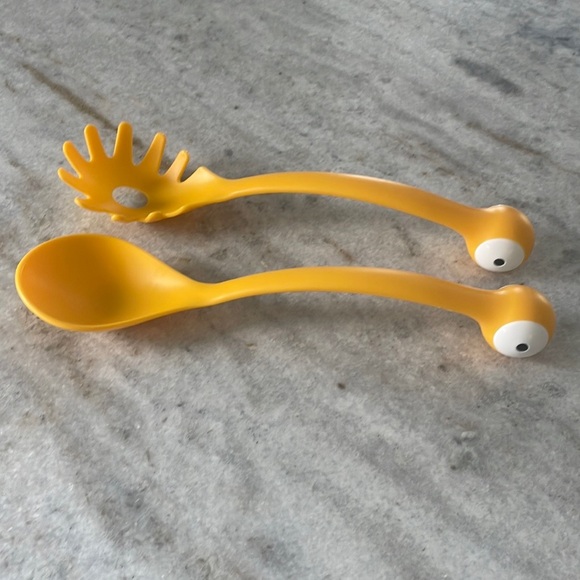 OTOTO Pasta Monsters pasta servers - Picture 10 of 10